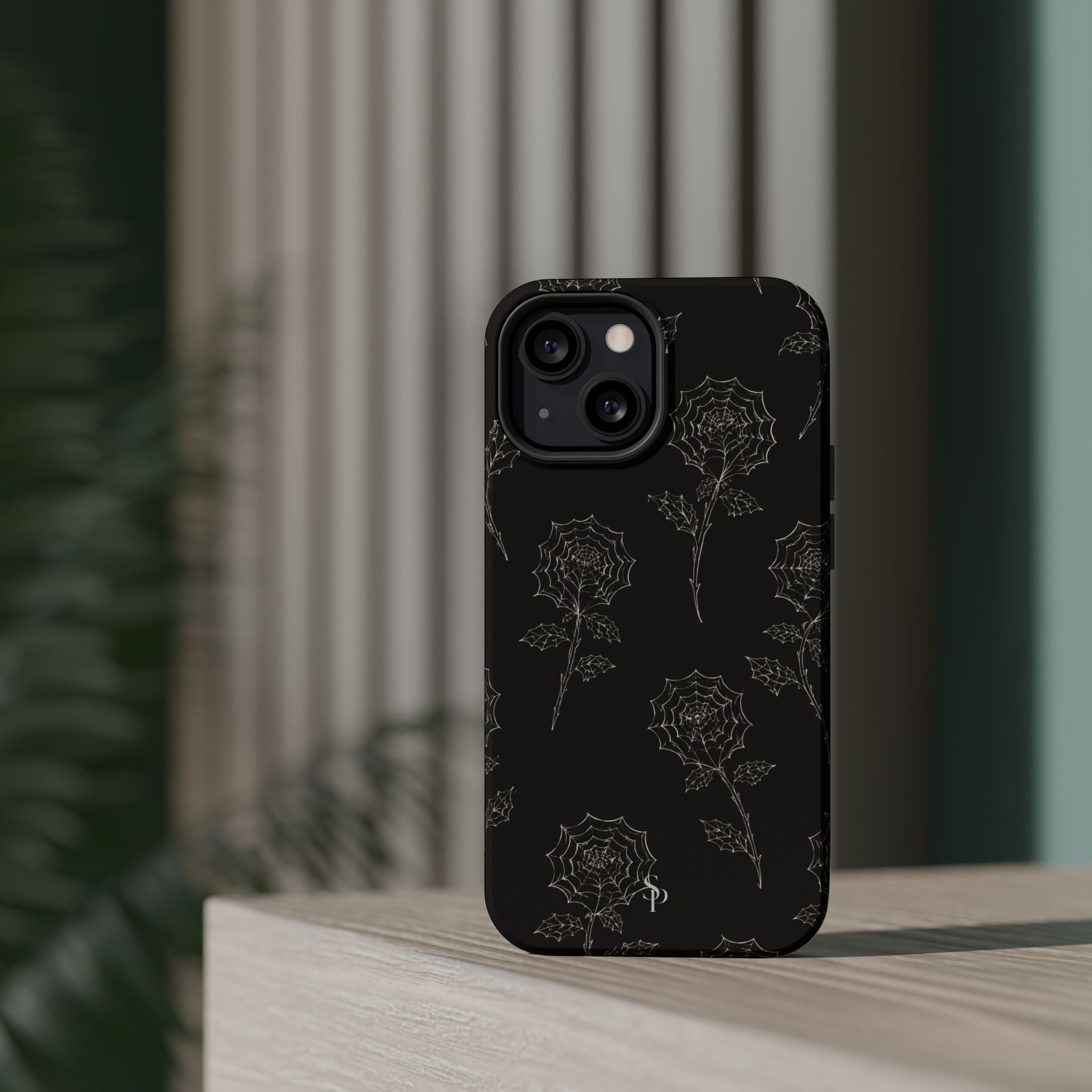 Web of Roses Magnetic Impact-Resistant Phone Case