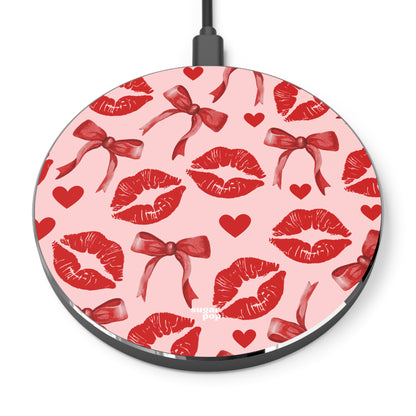 Bows & Kisses Wireless Charger - Kiss & Bow Design for Sweethearts